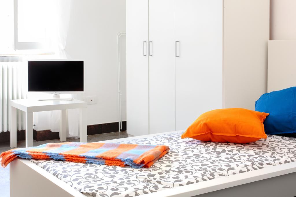 Ponte Tiberio Apartment Rimini Ngoại thất bức ảnh