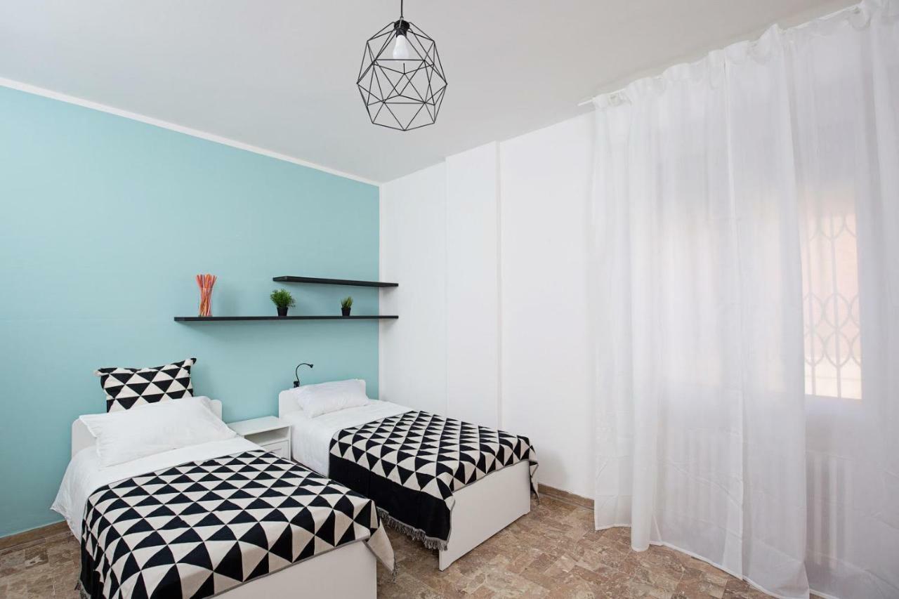 Ponte Tiberio Apartment Rimini Ngoại thất bức ảnh