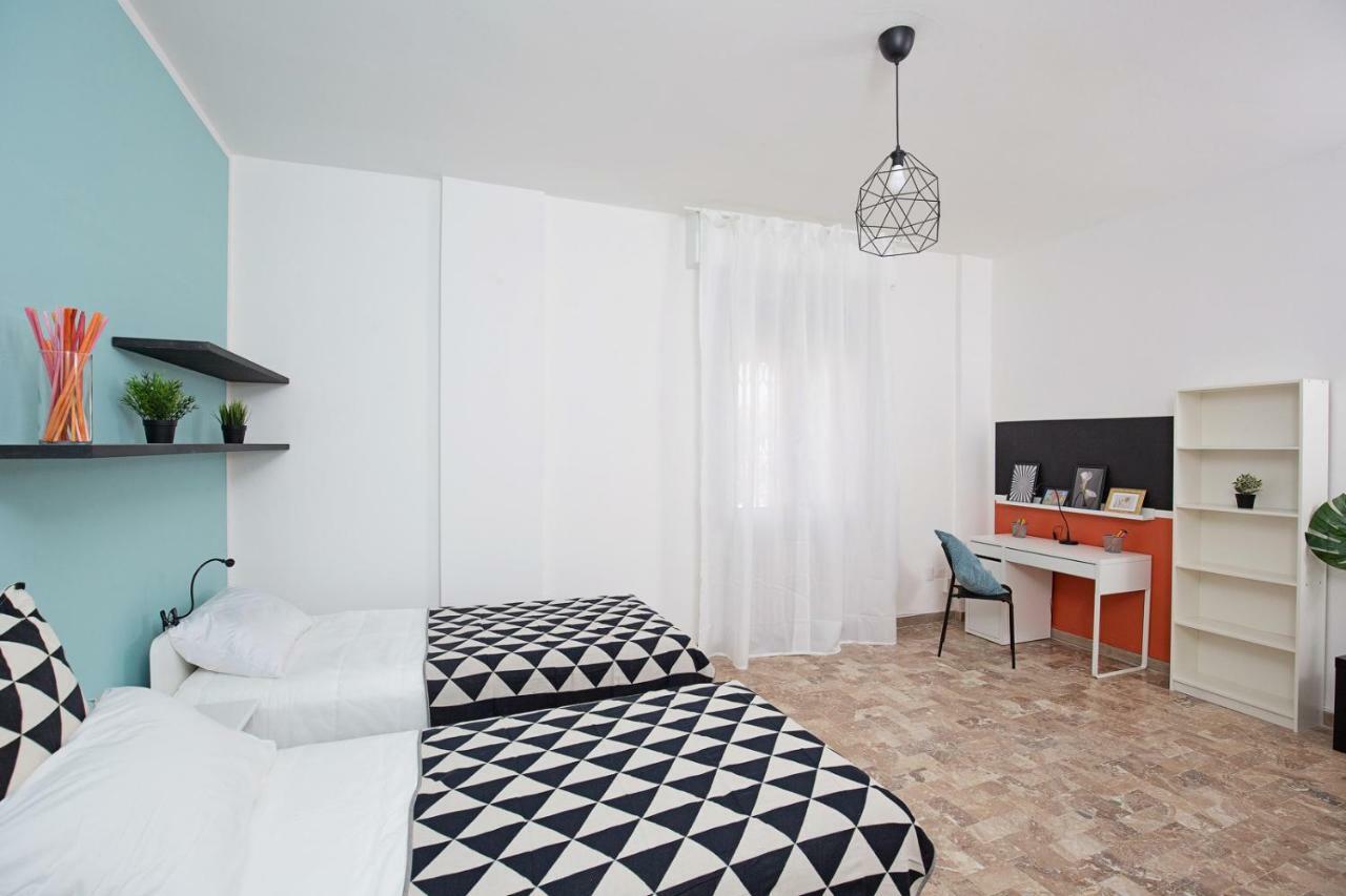 Ponte Tiberio Apartment Rimini Ngoại thất bức ảnh